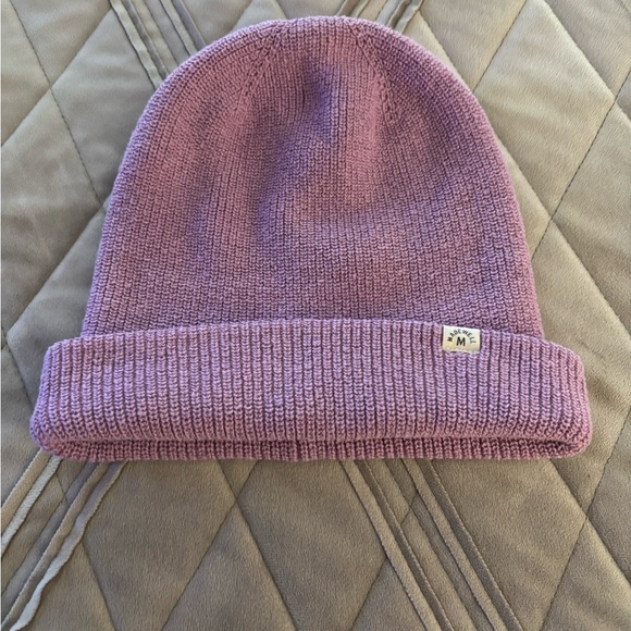 Madewell (Re)Sourced Cuffed Lavender Knit Beanie - Picture 3 of 7